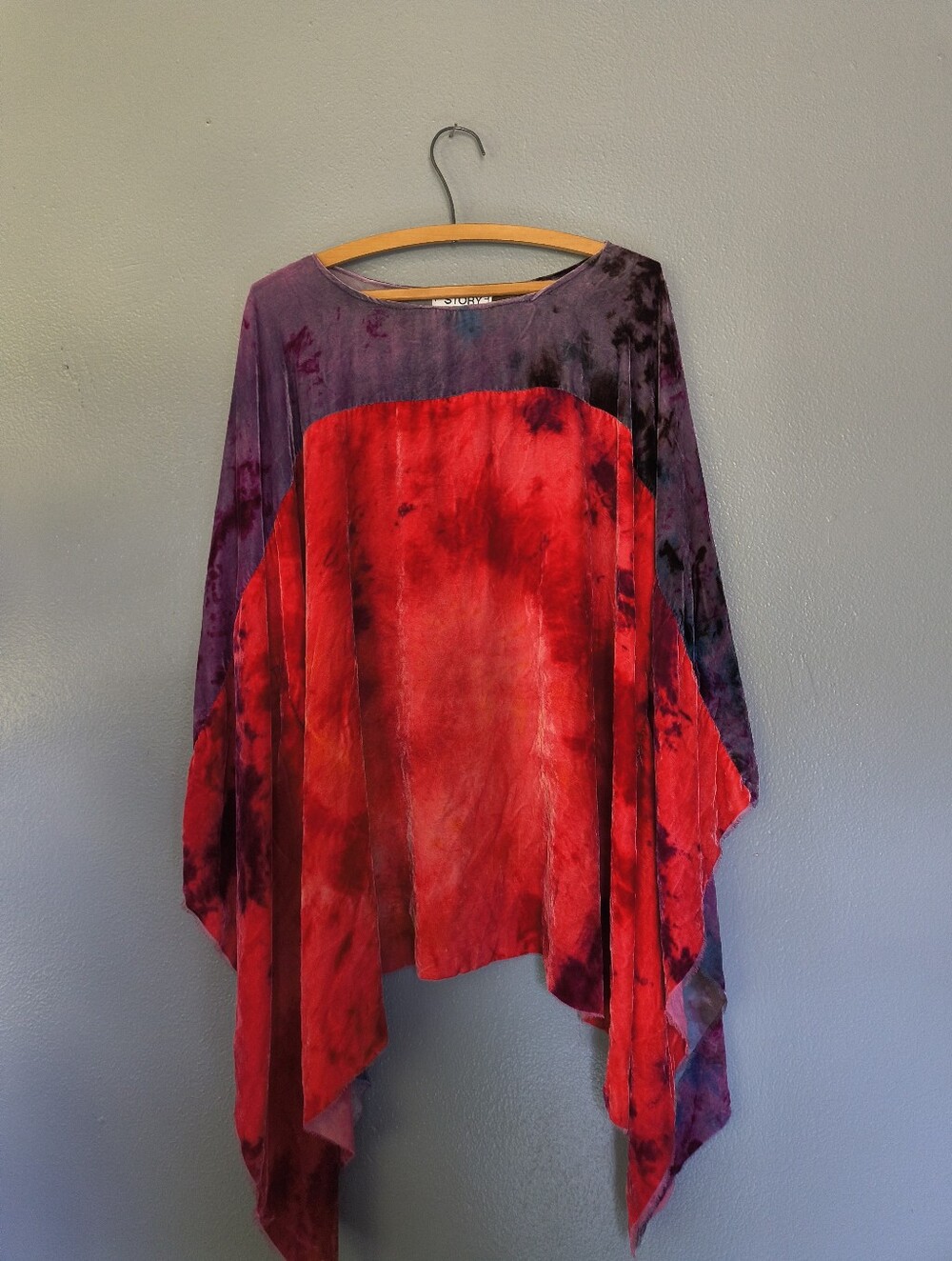 Velvet Tie-Dye Poncho Top - Red & Purple